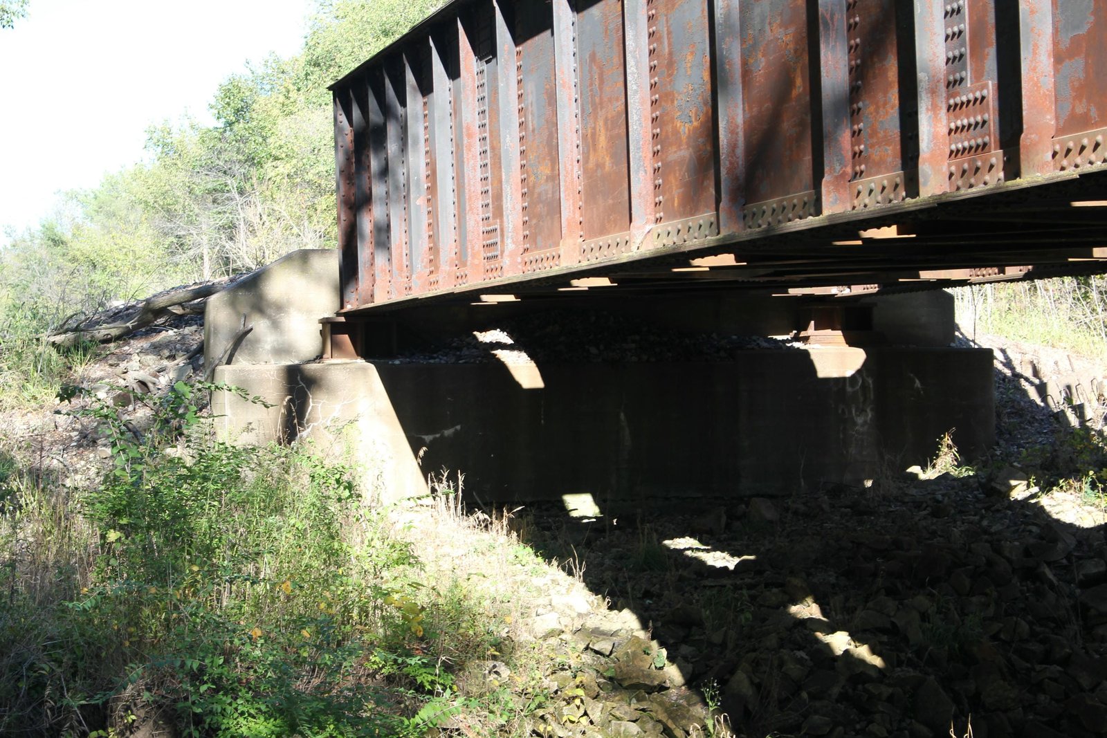 East abutment